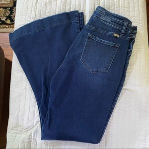 KanCan SignatureSkye High Jeans